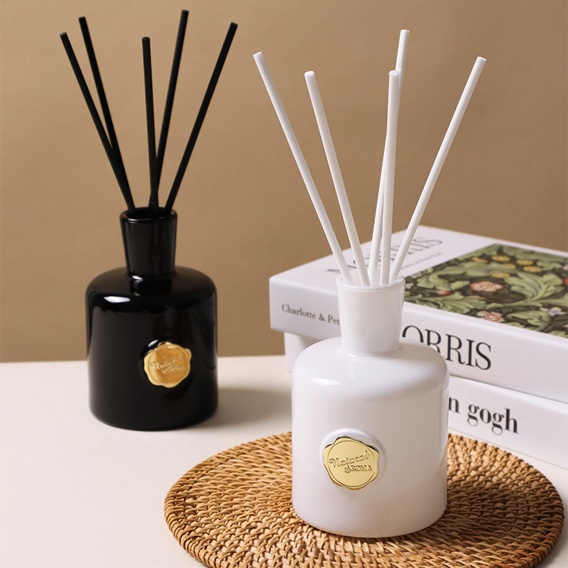 Home Fragrance Use - 200 ml flammenloses Reed-Diffusor-Aromatherapie-Set für den